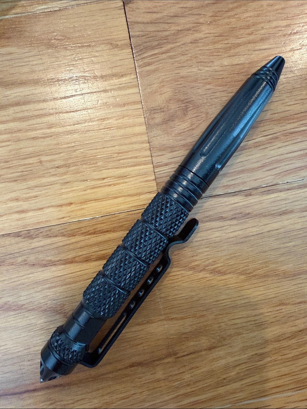 Tactical Pen Heavy Duty Metal EDC Emergency Glass Breaker Survival Pen Black